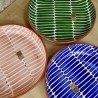 Plat trait en terre cuite artisanale