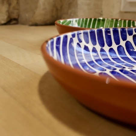 Bol trait en terre cuite artisanale
