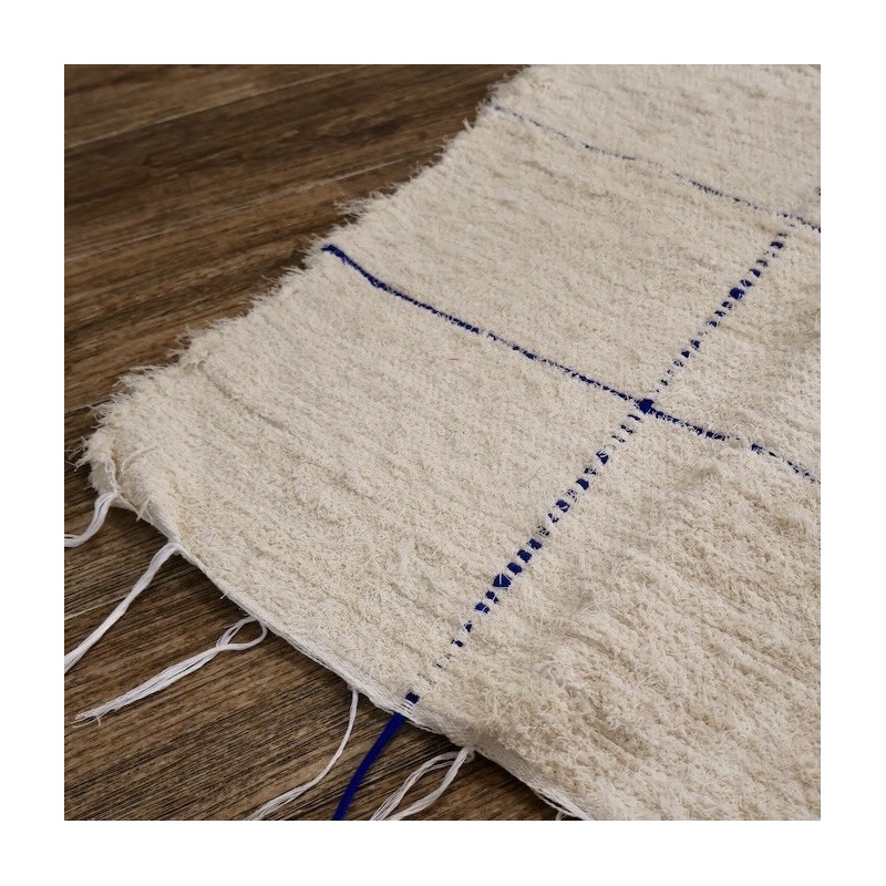 Grand tapis peludo crème - Quadrillé bleu