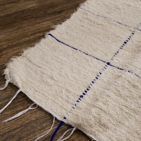 Grand tapis peludo crème - Quadrillé bleu