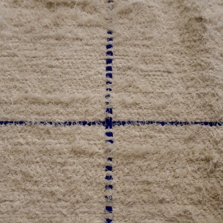 Grand tapis peludo crème - Quadrillé bleu