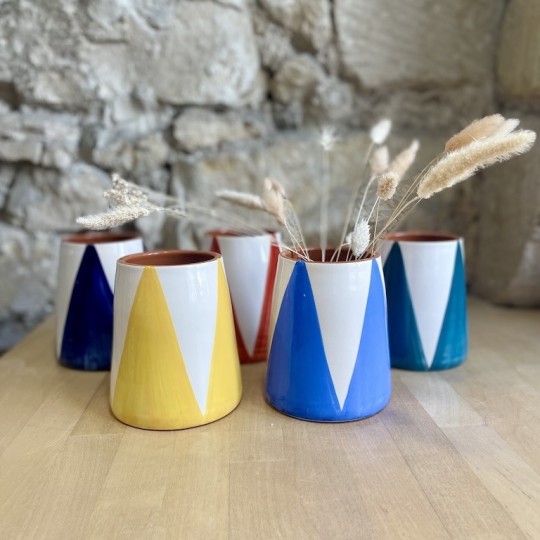 Moyen vase vulcão circus