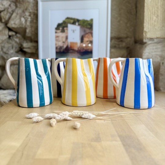 AZUL - Pichet lignes épaisses en terre cuite artisanale - 1L