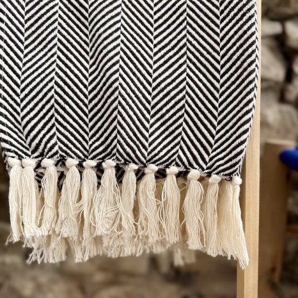 AZUL - Plaid Chevron noir