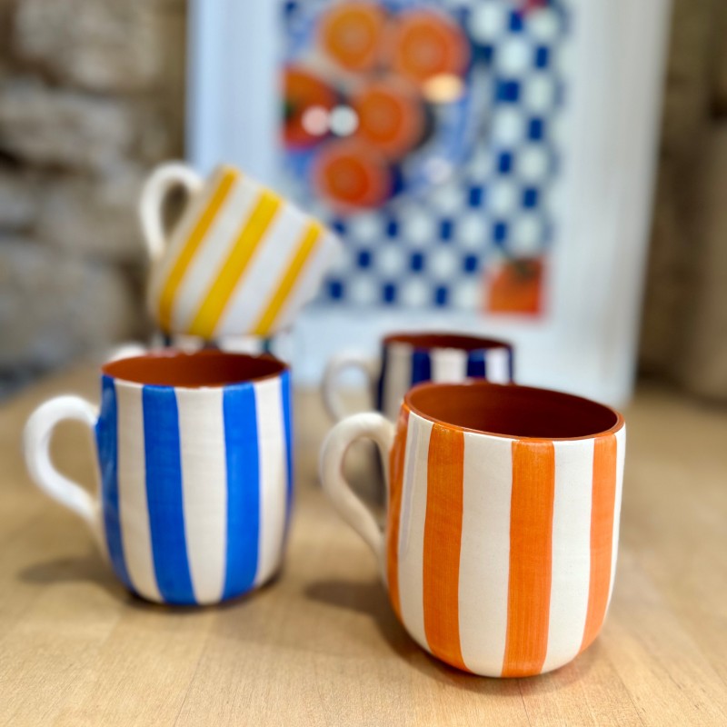 Grand mug arrondi lignes épaisses