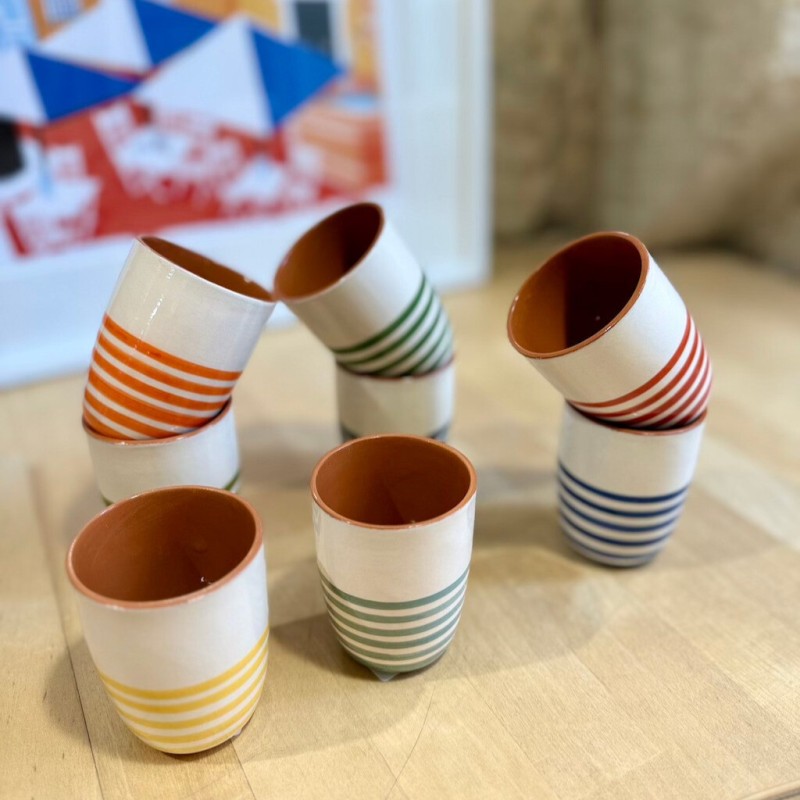 Tasse à café demi listas horizontales