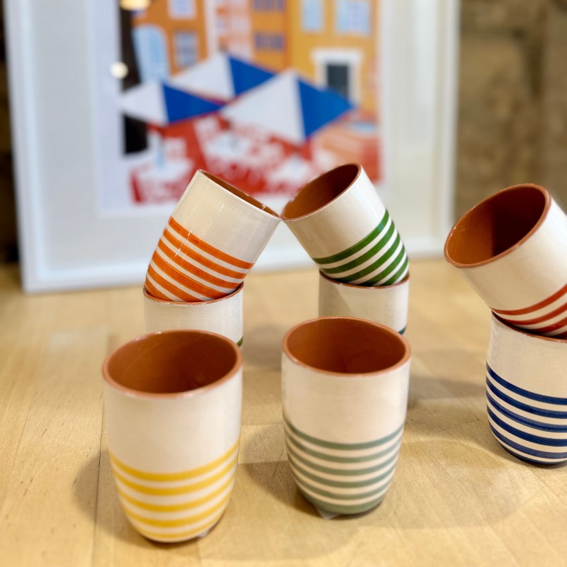 Tasse à café demi listas horizontales