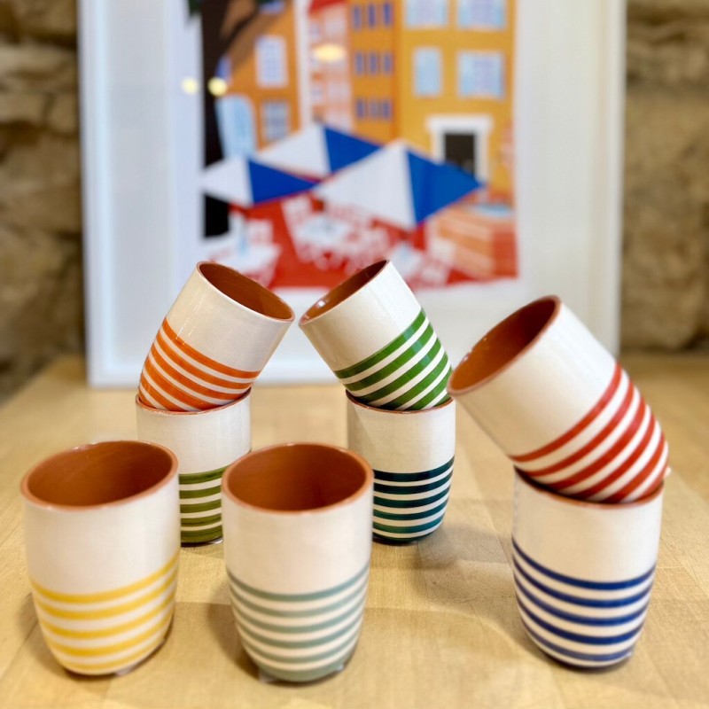 Tasse à café demi listas horizontales