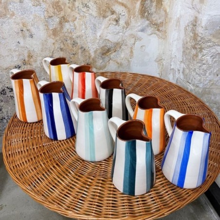Pichet ligne claire & foncée en terre cuite artisanale - 1L